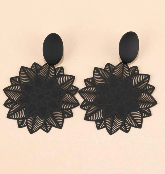 Vintage Black forest flower big hollow pattern earrings